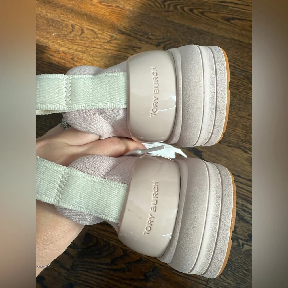 Tory Burch T Sock Runner- Circular Knit-Double Knit in Meadowsweet (Pink) Size 8
